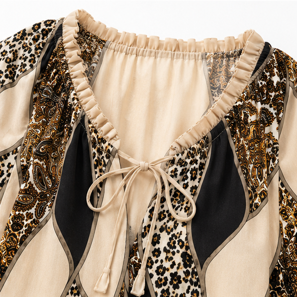 Blusa donna patchwork con scollo a V e dettagli volant