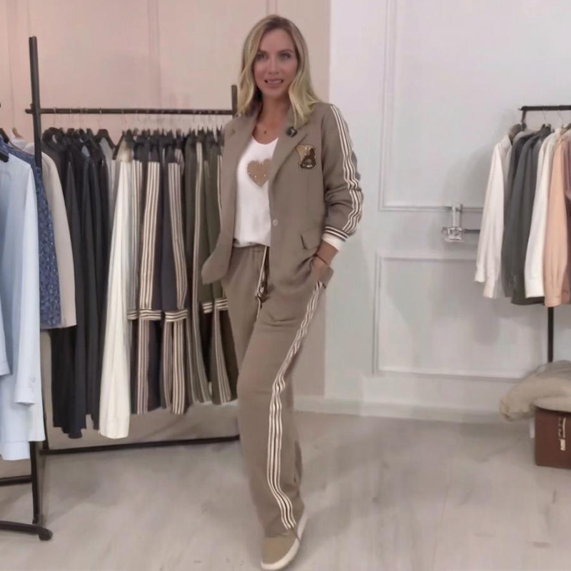 Completo donna blazer casual con righe laterali