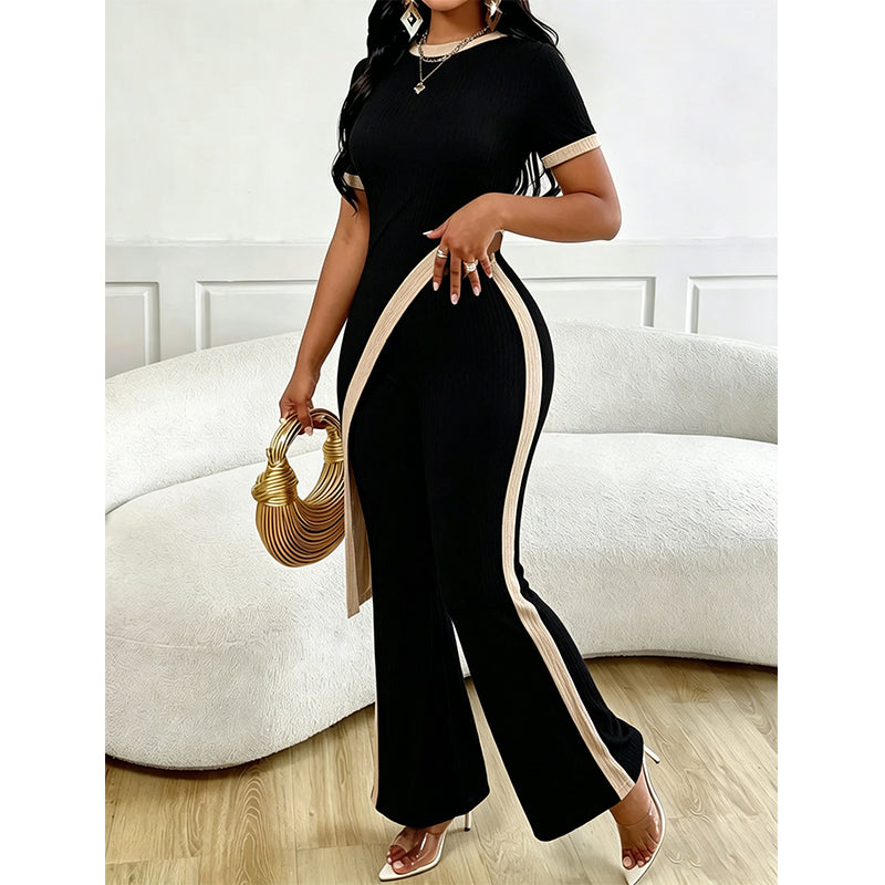 Completo da donna elegante con pantaloni a zampa