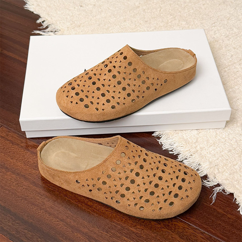 Ciabatte donna traforate in suede artificiale slip-on