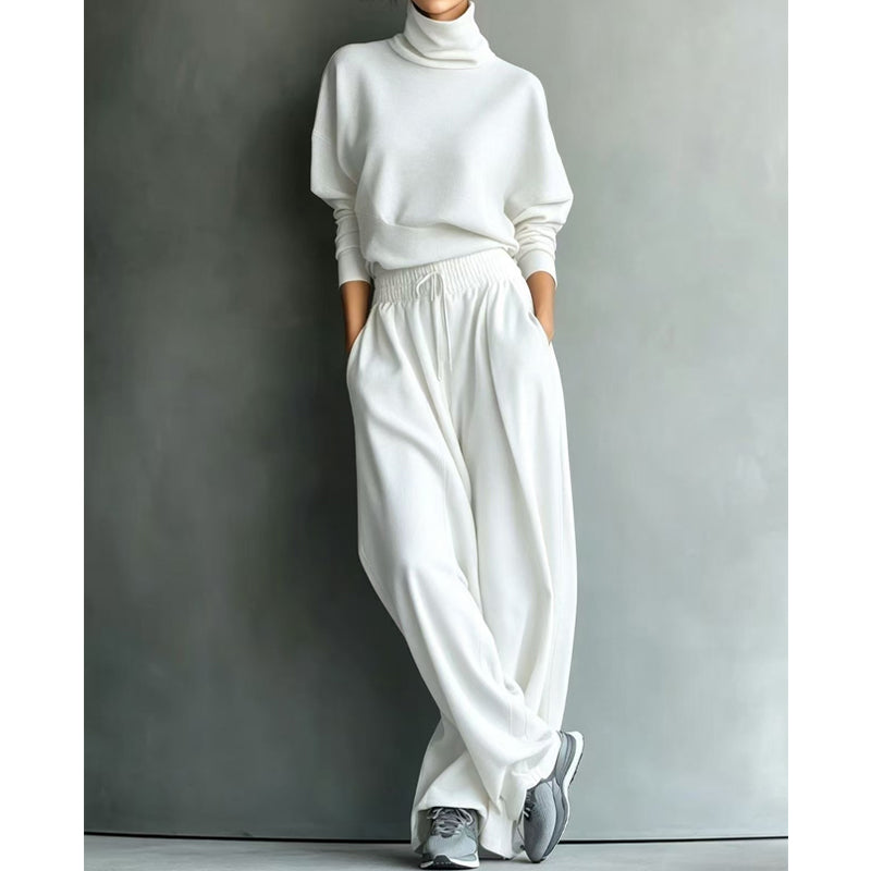 Completo donna due pezzi con collo alto e pantaloni larghi