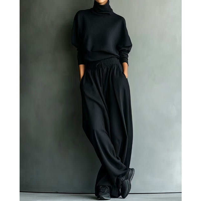 Completo donna due pezzi con collo alto e pantaloni larghi