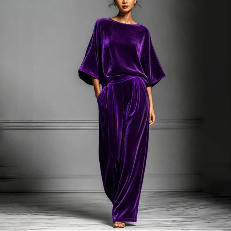 Completo donna in velluto con top morbido e pantaloni ampi