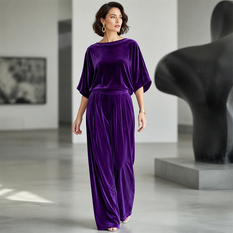 Completo donna in velluto con top morbido e pantaloni ampi