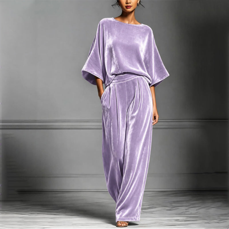 Completo donna in velluto con top morbido e pantaloni ampi