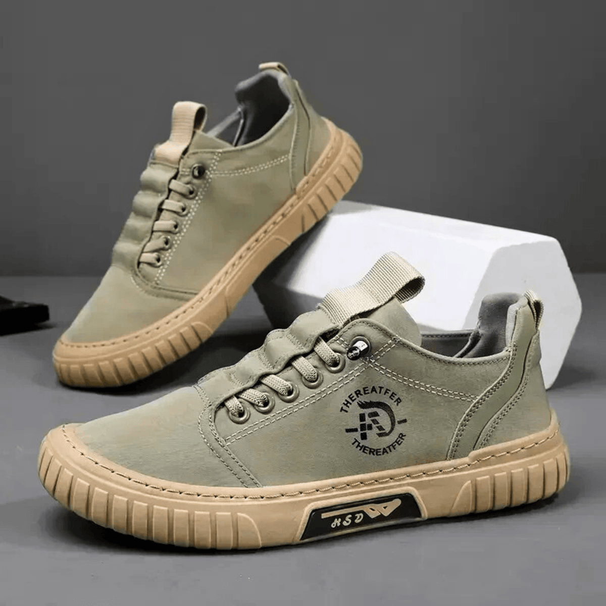 Sneakers uomo casual leggere con suola spessa