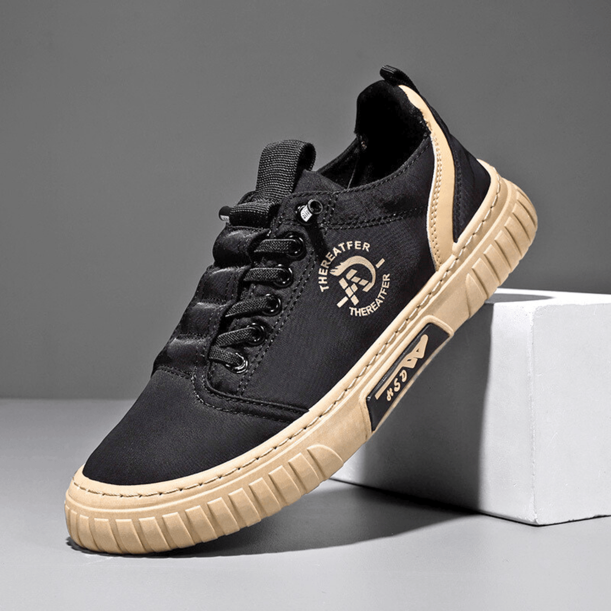 Sneakers uomo casual leggere con suola spessa